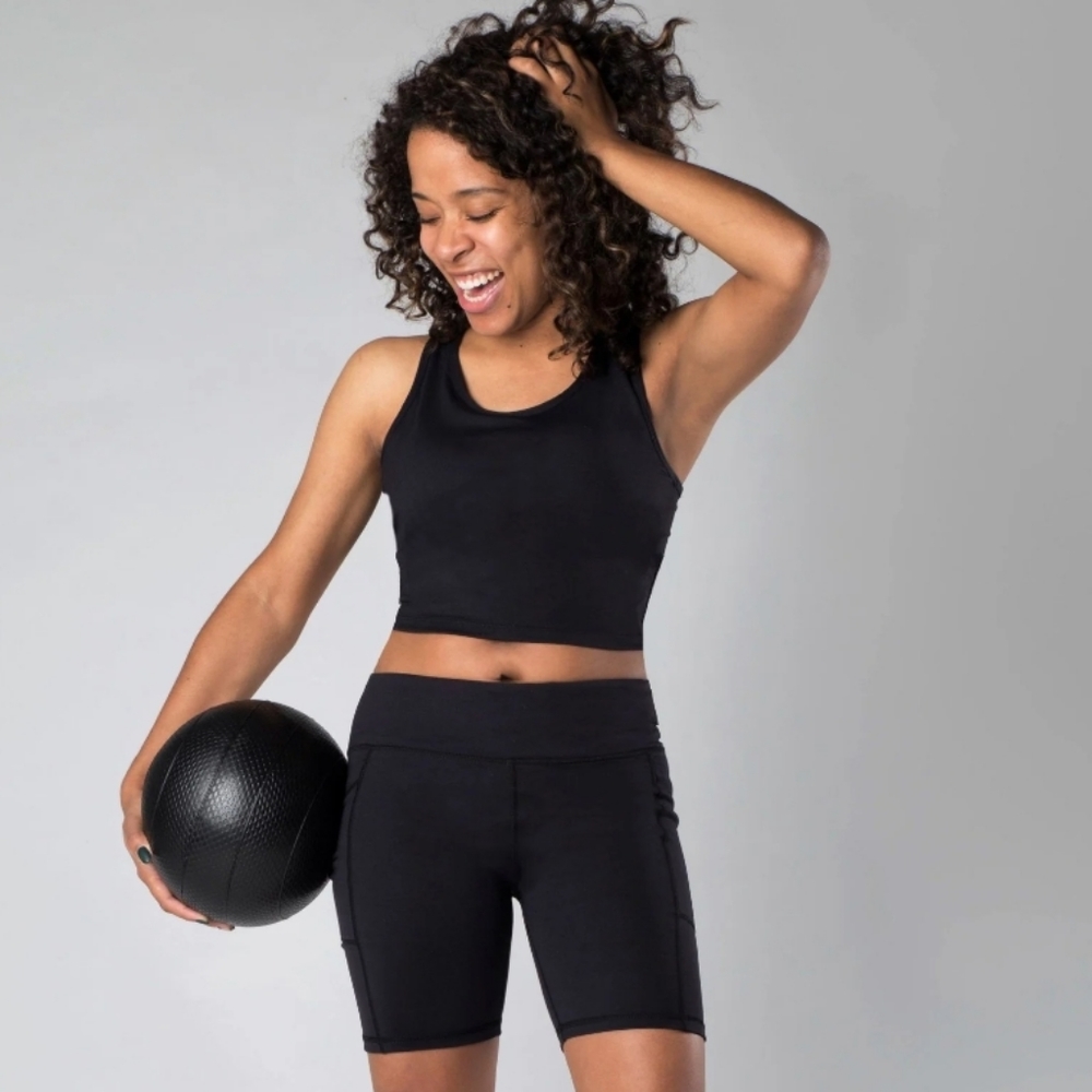 NWT Senita Athletics OG high waisted 7in Rio shorts, black. Size medium